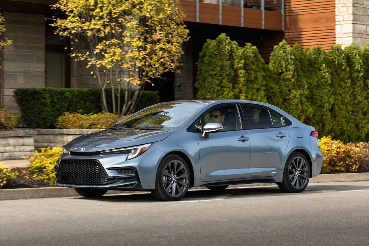 2023 Toyota Corolla XSE Hybrid 11