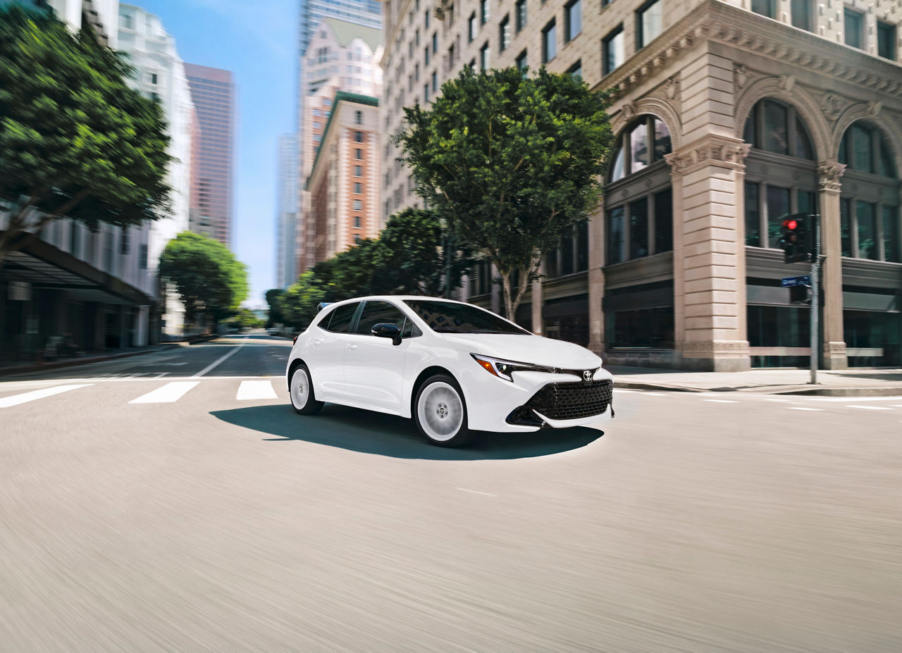 2026 Corolla Hatchback FX 005 WHITE